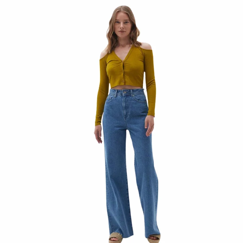 OXXO - Off-shoulder Crop Top with Button Closure Lace Blend Ribbed Blend Corduroy Blend OXXO - Off-shoulder Crop Top with Button Closure Lace Blend Ribbed Blend Corduroy Blend
