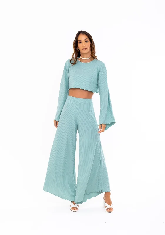 Breezy Clear Skies Crop top Modern Contemporary Chic