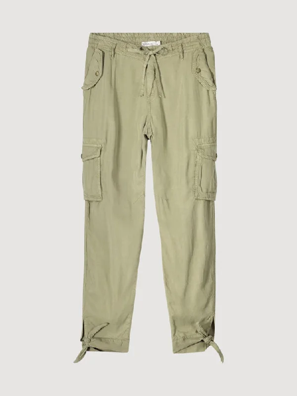Summum Cargo Tencel Trousers Green Lentil Trousers luxurious high-end