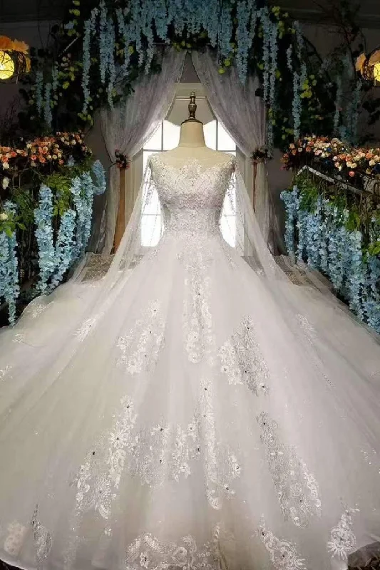 Scoop Neck Wedding Dresses Lace Up With Beadings And Appliques A-Line Tulle Boatneck Modish Everyday Scoop Neck Wedding Dresses Lace Up With Beadings And Appliques A-Line Tulle Boatneck Modish Everyday