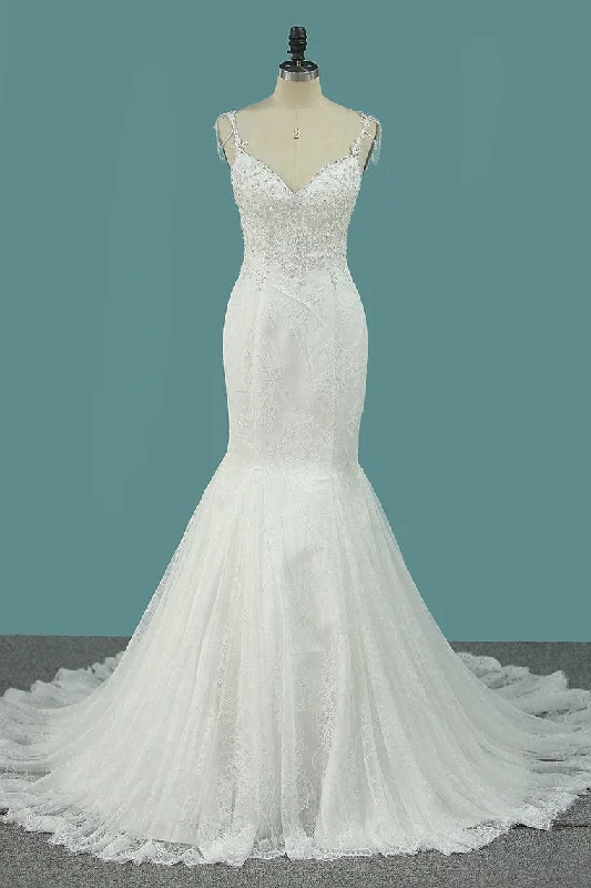 Sexy Open Back Mermaid Spaghetti Straps With Applique Lace Wedding Dresses Turtleneck Neckline Stylish Sexy Open Back Mermaid Spaghetti Straps With Applique Lace Wedding Dresses Turtleneck Neckline Stylish